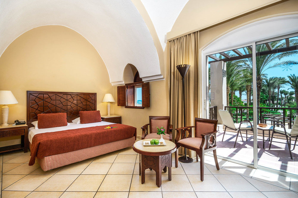 Курортный комплекс Jaz Makadi Oasis Хургада